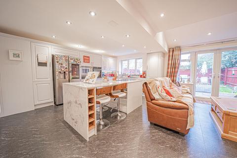 undefined, Greenfield Avenue, Balsall Common, CV7