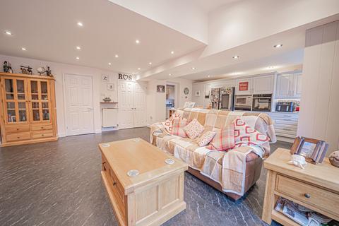 undefined, Greenfield Avenue, Balsall Common, CV7