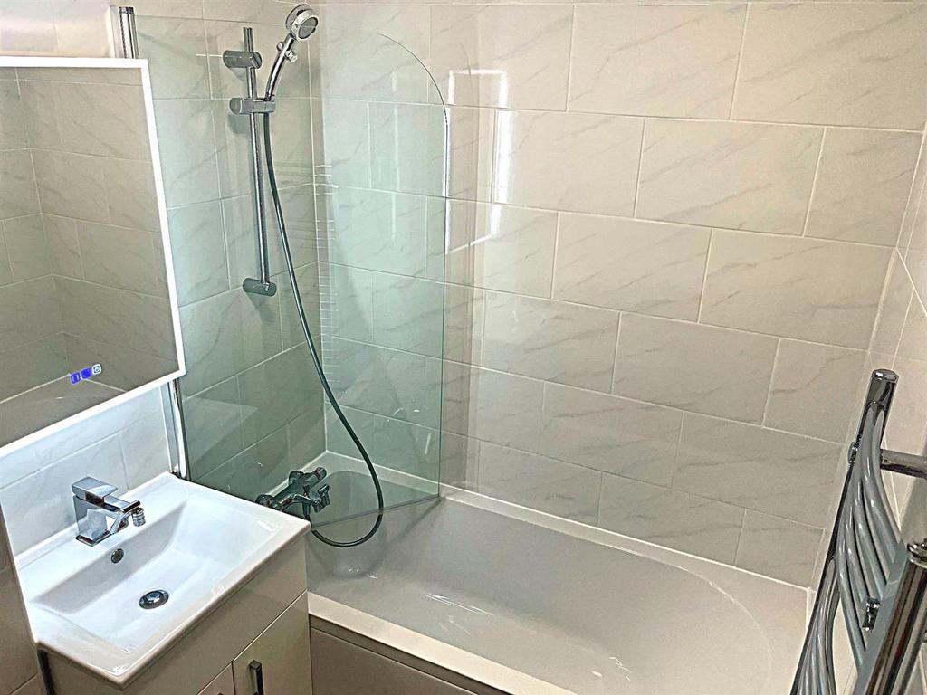 Family bathroom