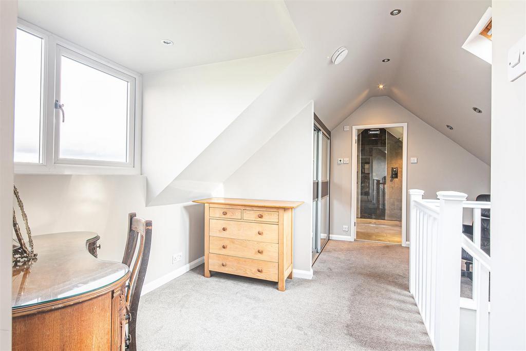 Principal suite