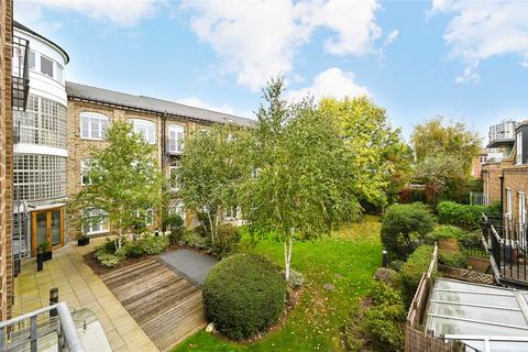 2 bedroom apartment for sale, Restoration Square, London, SW11