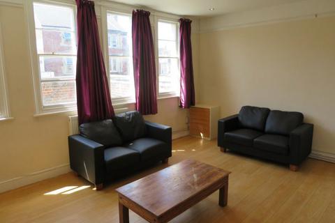 4 bedroom flat to rent, Cowley Road
