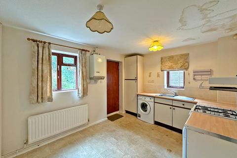 2 bedroom semi-detached house for sale, Woodhill Drive, Wombourne, WV5