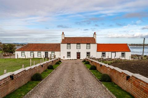 undefined, Edenside, St. Andrews, Fife