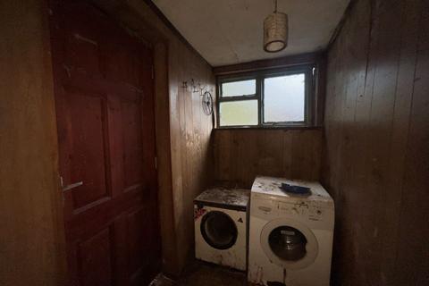 2 bedroom end of terrace house for sale, 14 North Avenue, Bedworth, Warwickshire, CV12 9EQ