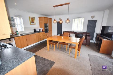 4 bedroom semi-detached house for sale, Archers Green Road, Kingswood WA5