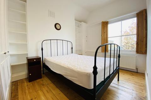 2 bedroom flat to rent, 2 Bedroom Flat - Gipsy Road