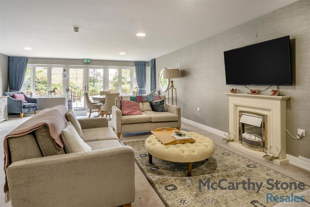 8668321-interior16.jpg