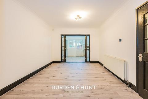 undefined, Eyhurst Avenue, Hornchurch, RM12