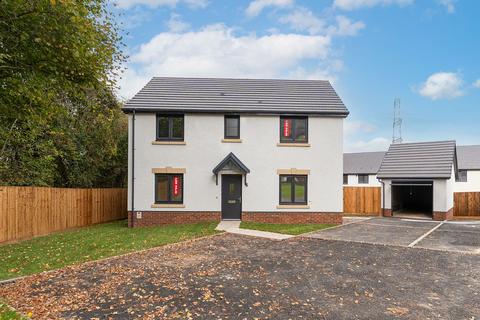 Rossers Field, Govilon, NP7