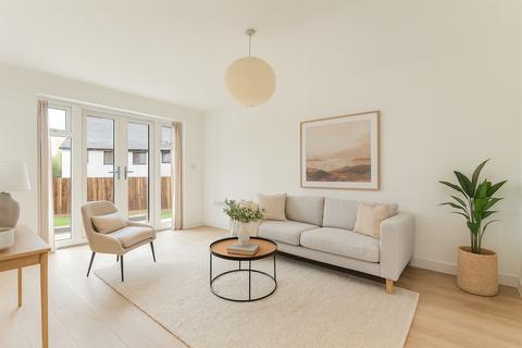 4 bedroom detached house for sale, Rossers Field, Govilon, NP7