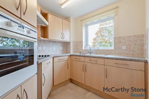 undefined, Benedict Court, Western Avenue, Newbury, Berkshire, RG14 1AR