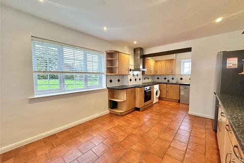 3 bedroom detached house to rent, Woodhall Lane, Shenley, Radlett, Hertfordshire, WD7