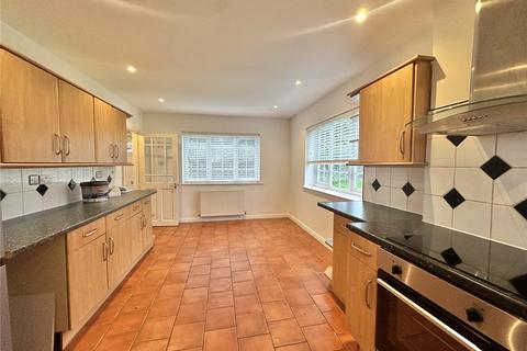 3 bedroom detached house to rent, Woodhall Lane, Shenley, Radlett, Hertfordshire, WD7