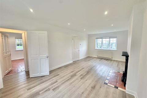 3 bedroom detached house to rent, Woodhall Lane, Shenley, Radlett, Hertfordshire, WD7
