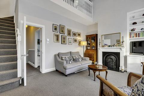 4 bedroom terraced house for sale, Gowan Avenue