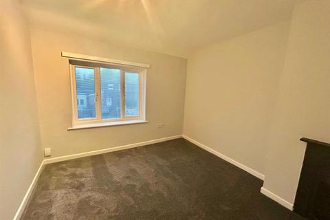 3 bedroom house to rent, Croft Lane, Wolverhampton