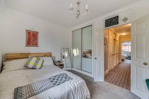 2 bedroom maisonette for sale, Sutterton Street, Holloway, London, N7