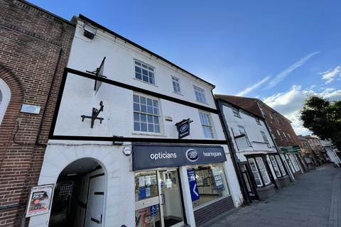 2 bedroom flat to rent, Market Street, Ashby-de-la-Zouch, LE65