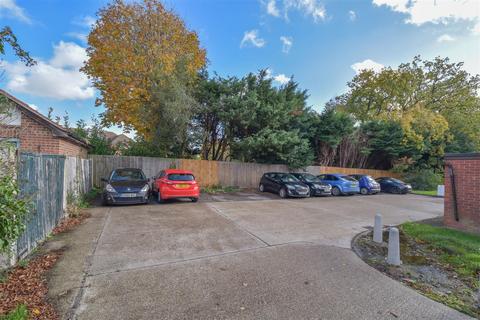 undefined, The Meads, Ingatestone