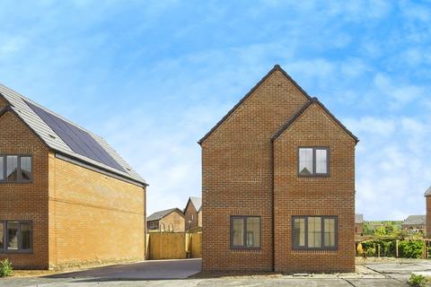 undefined, Gethin Grove, Crowthorne, RG45