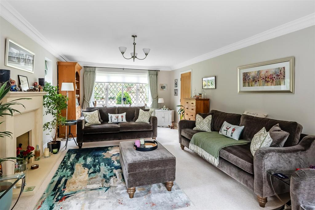Sitting Room.jpg