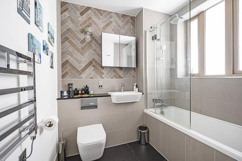 1 bedroom flat to rent, White Post Lane, Hackney Wick, London, E9