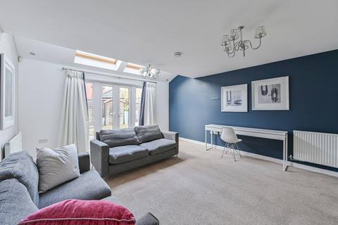 3 bedroom house for sale, Miles Road, Mitcham, CR4