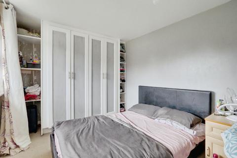3 Bramham Grove, York, YO26 5BH