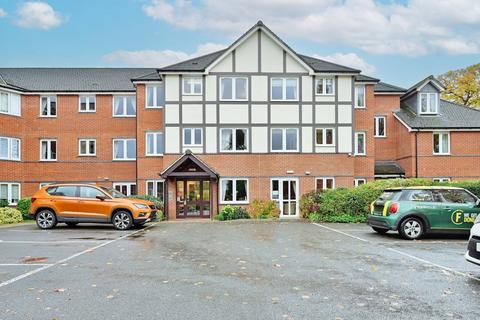 1 bedroom flat for sale, Nanterre Court, Watford, WD17