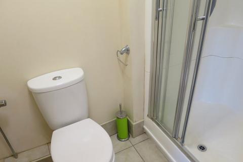 4 bedroom flat to rent, Cowley Road