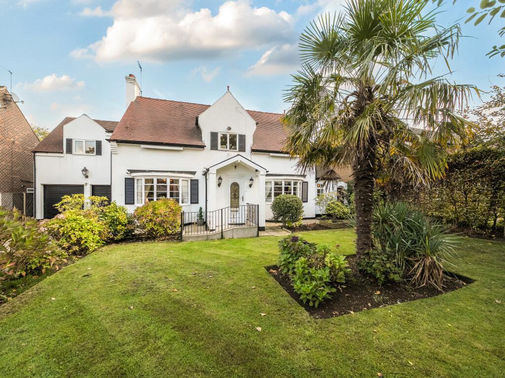 1369972-42-68fb6d...