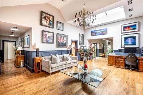 undefined, Kimbolton Road, Bolnhurst, Bedford