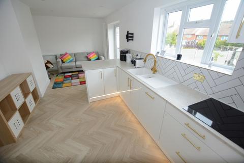 undefined, Brighton BN1