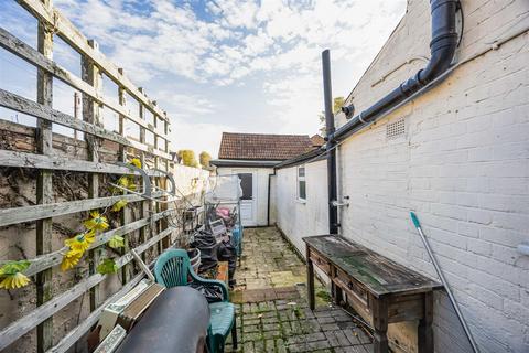 undefined, Mount Pleasant, Reading