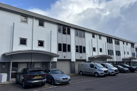 English Clos Hove BN3 7ET