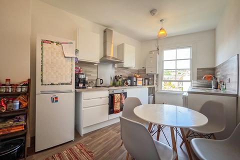 Britannia Buildings, Hotwells BS8