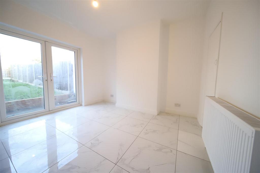 Dining room.jpg