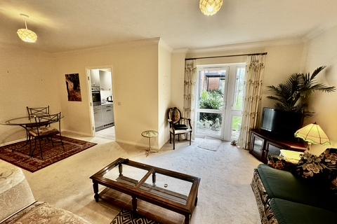 1 bedroom apartment for sale, The Hornet, Chichester PO19