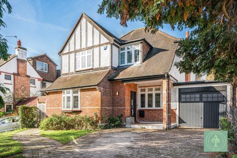 undefined, Bourne Avenue, Southgate, London, N14