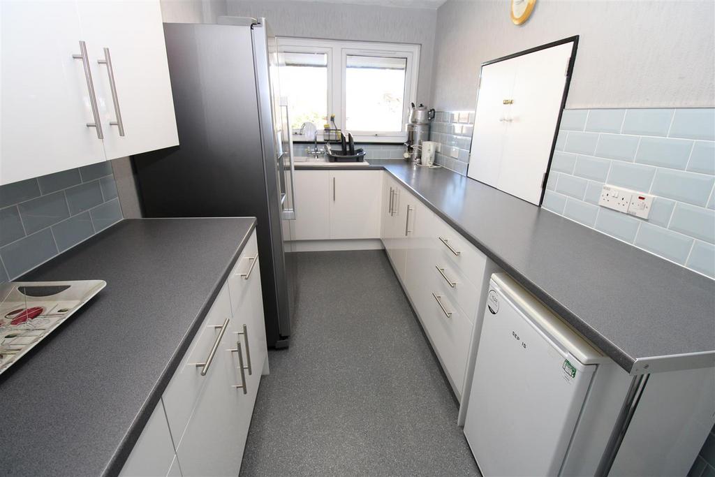 Comm Kitchen1.JPG