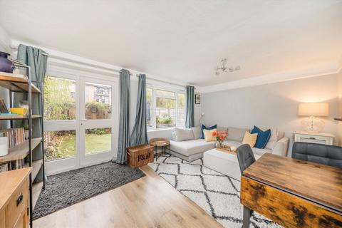 Solon New Road Estate, London SW4