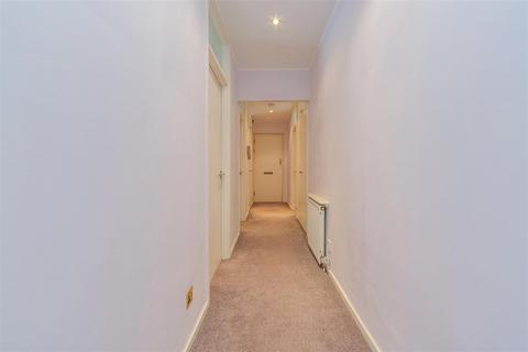 2 bedroom flat to rent, Chester Close South, Regent's Park