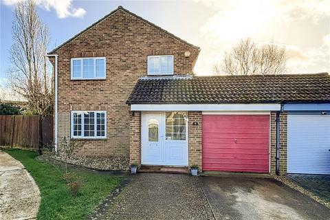 Carisbrooke Court, New Milton, Hampshire, BH25