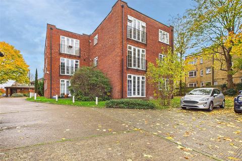 undefined, Cookham Road, Maidenhead, Berkshire, SL6