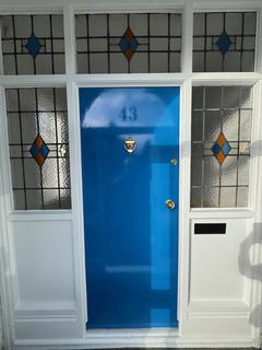 3 bedroom semi-detached house to rent, Balmoral Drive, Timperley WA14