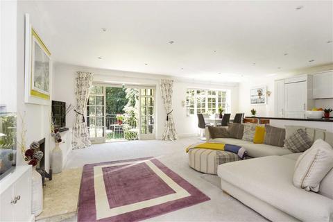undefined, Gower Road, Weybridge KT13