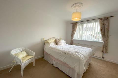 3 bedroom semi-detached house to rent, Maesglas, Gorseinon, Swansea, SA4