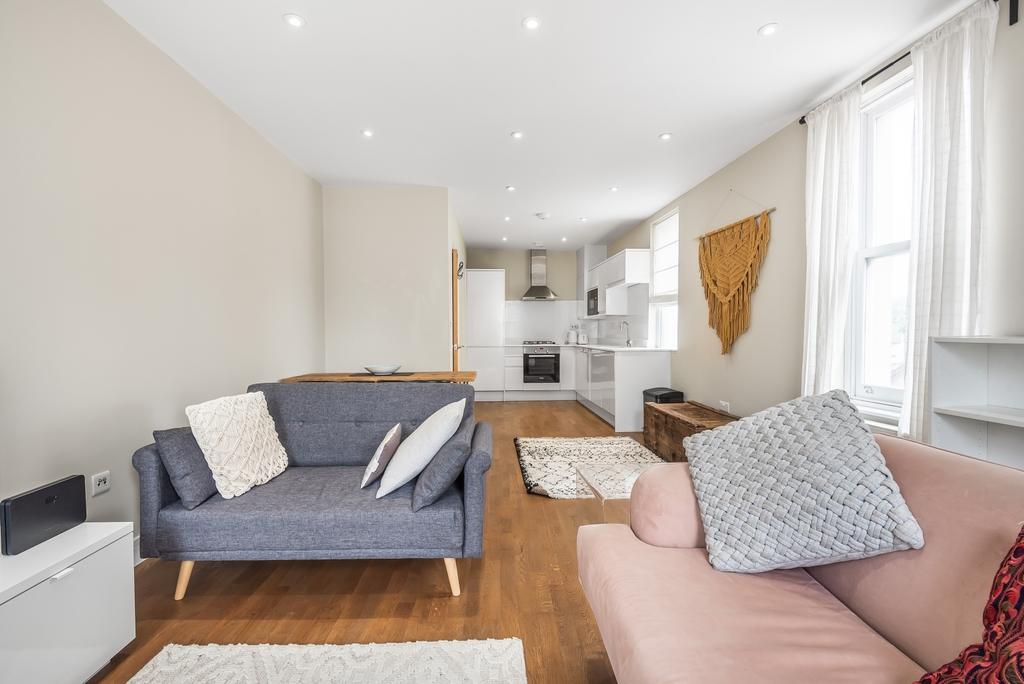 Lounge 1 - Shomberg