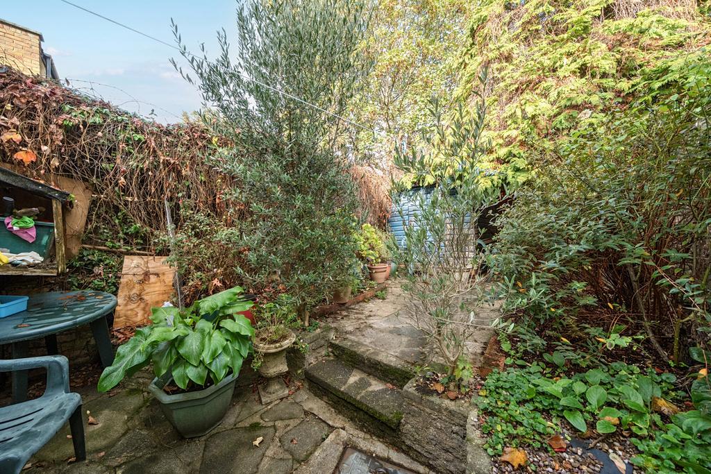 1372588-2-69033c5...